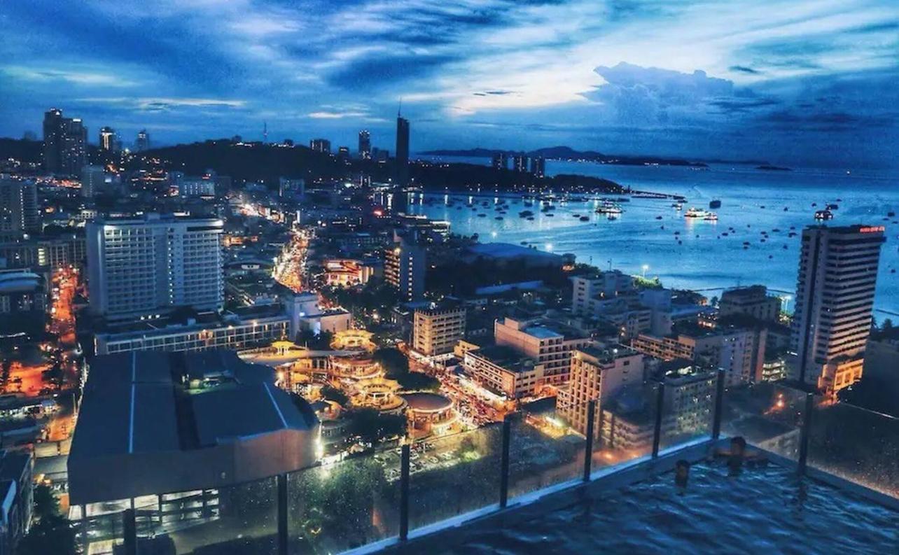 The Base Apartment Pattaya ภายนอก รูปภาพ