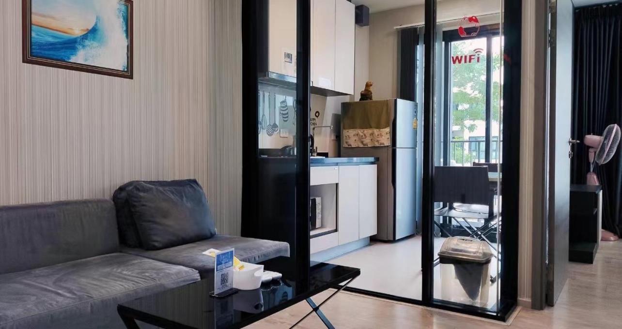 The Base Apartment Pattaya ภายนอก รูปภาพ