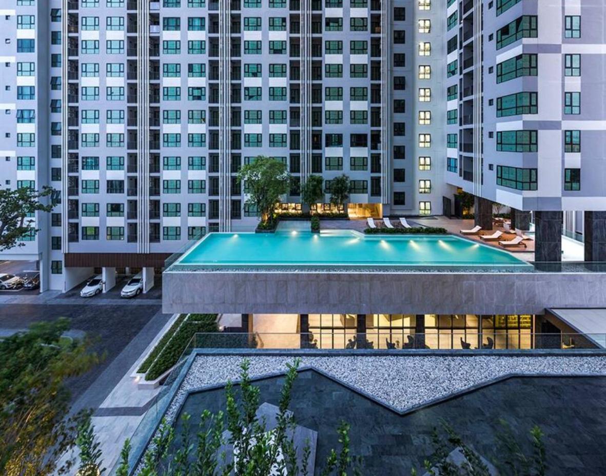 The Base Apartment Pattaya ภายนอก รูปภาพ