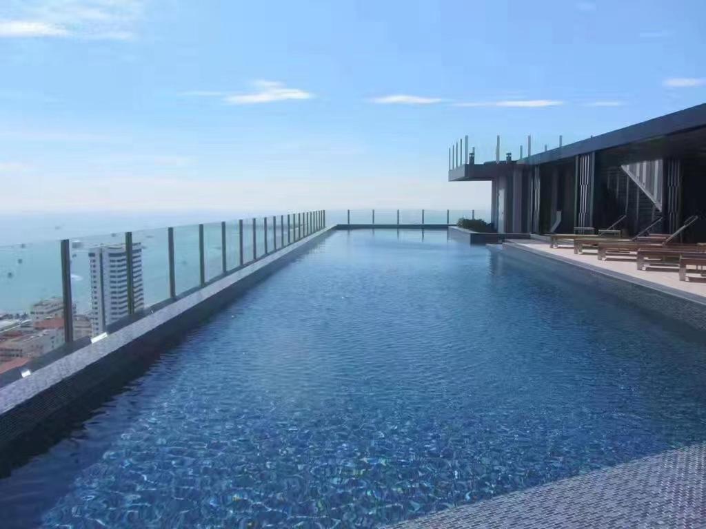 The Base Apartment Pattaya ภายนอก รูปภาพ