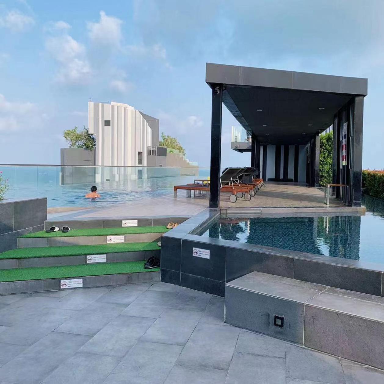 The Base Apartment Pattaya ภายนอก รูปภาพ