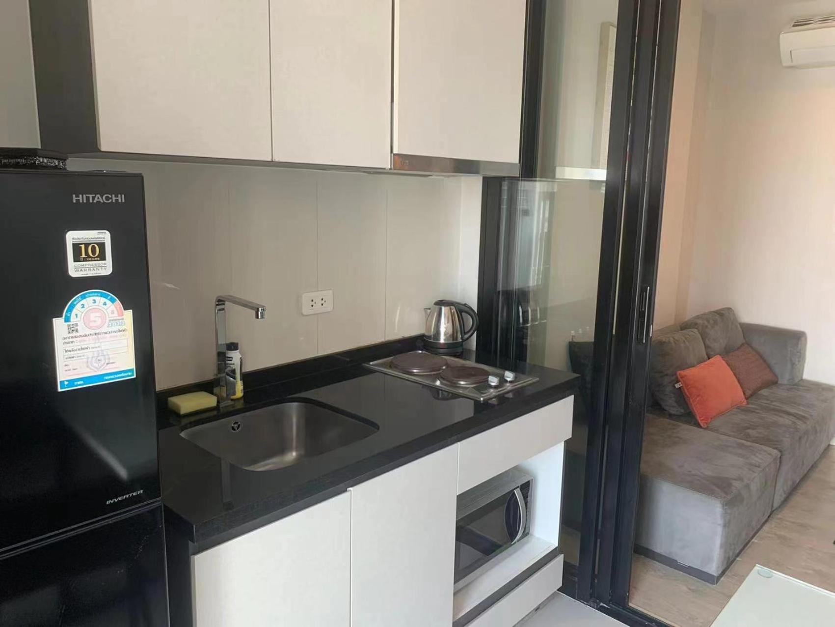 The Base Apartment Pattaya ภายนอก รูปภาพ