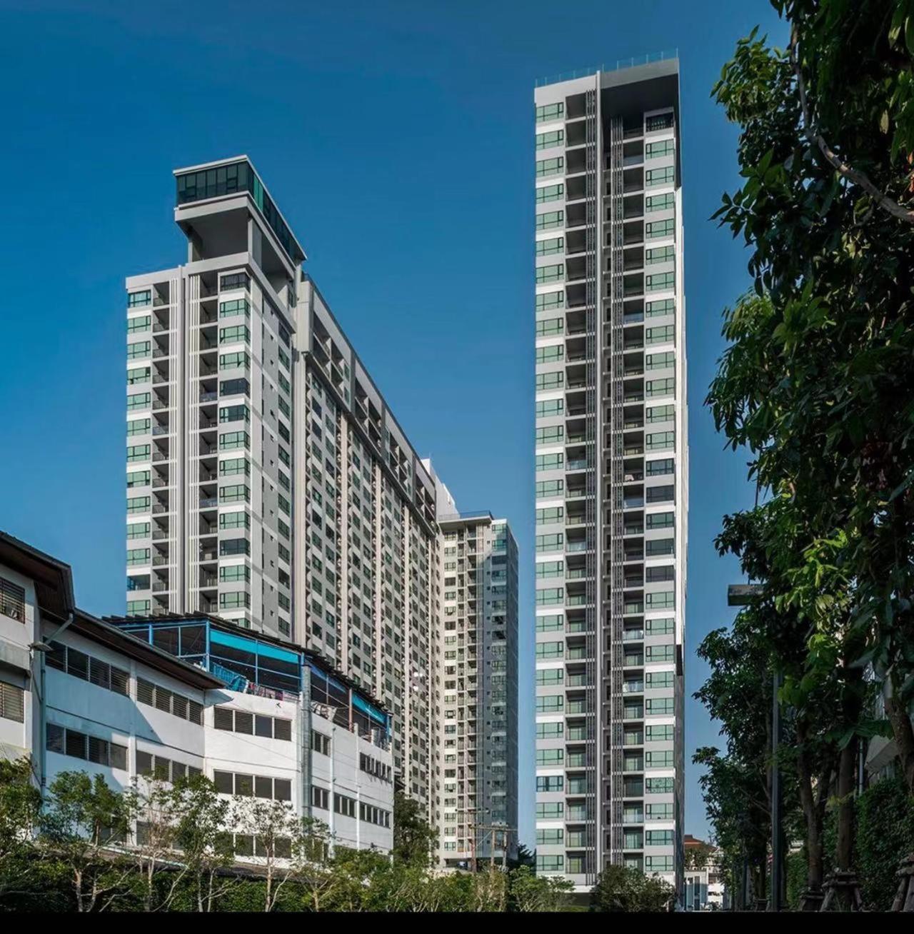 The Base Apartment Pattaya ภายนอก รูปภาพ