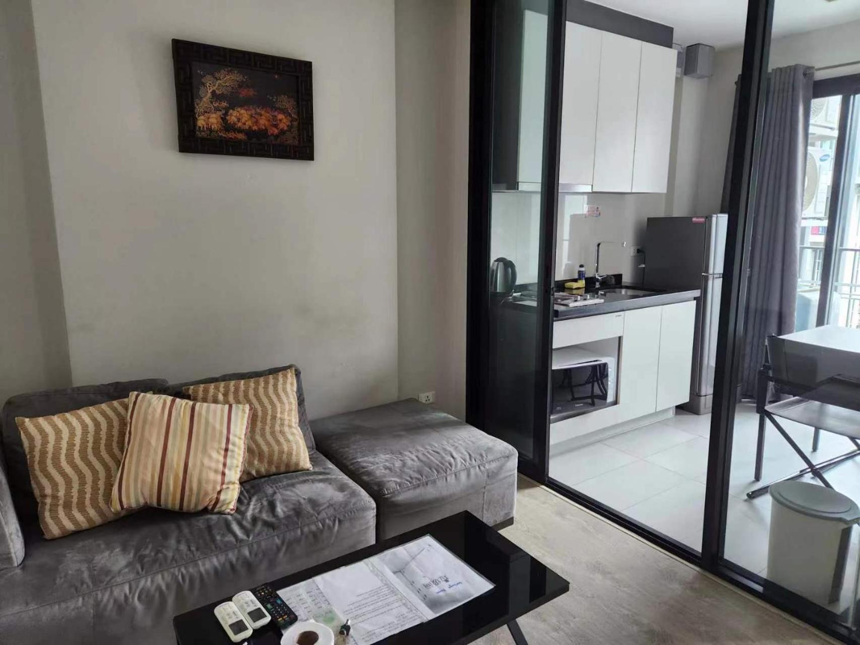 The Base Apartment Pattaya ภายนอก รูปภาพ